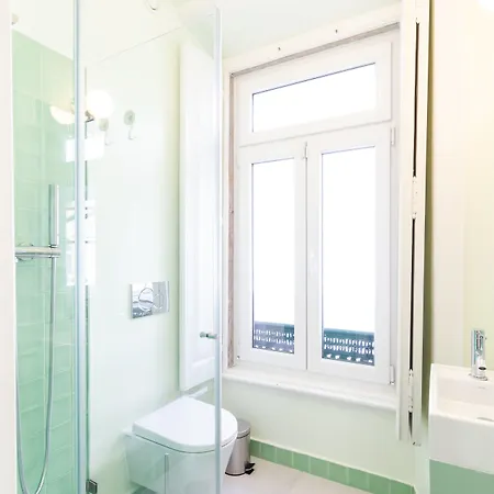 1898 & Pensionat Lisboa